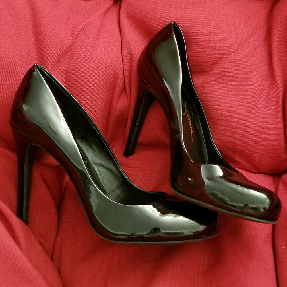 Jessica Simpson heels